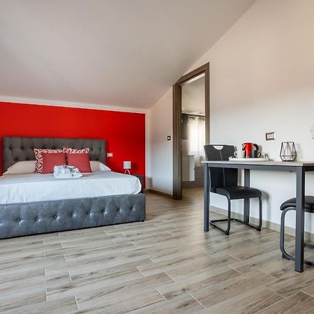 Cadoni Guest House Bosa Bagian luar foto