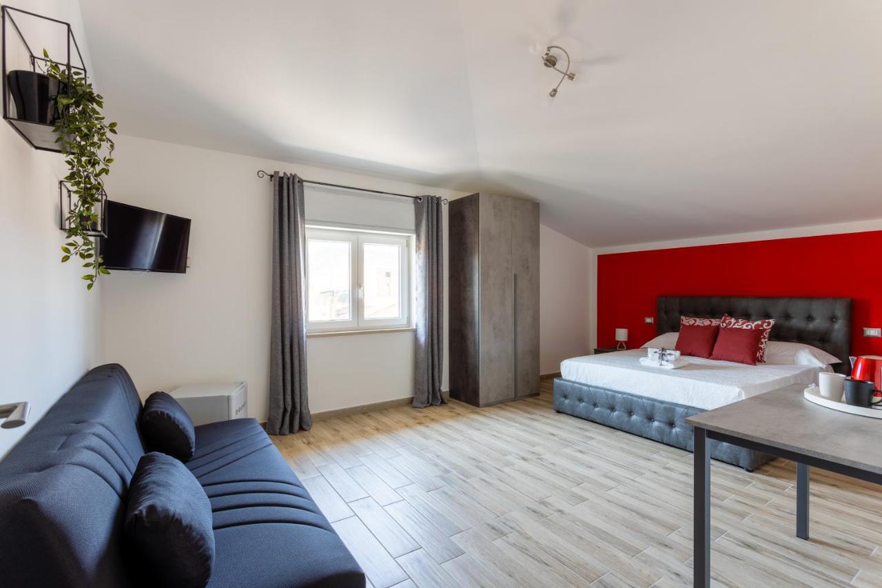 Cadoni Guest House Bosa Bagian luar foto